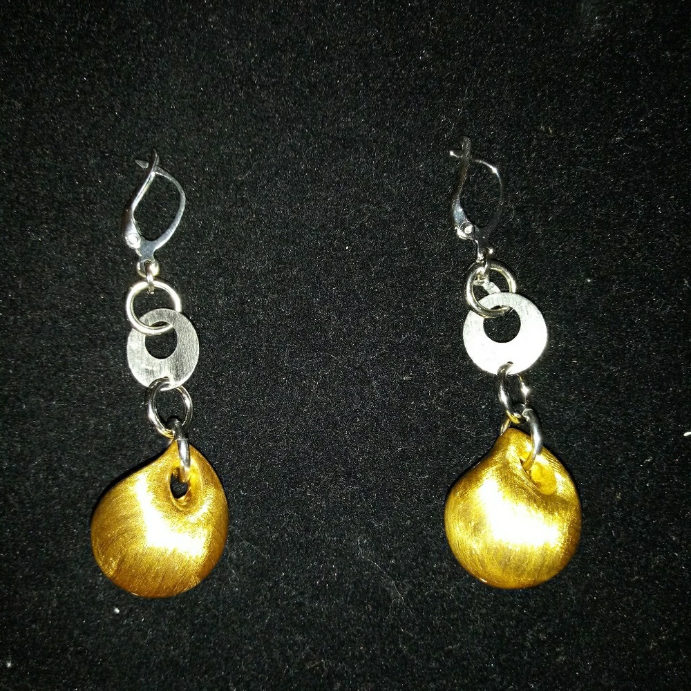 Invicta Earings
